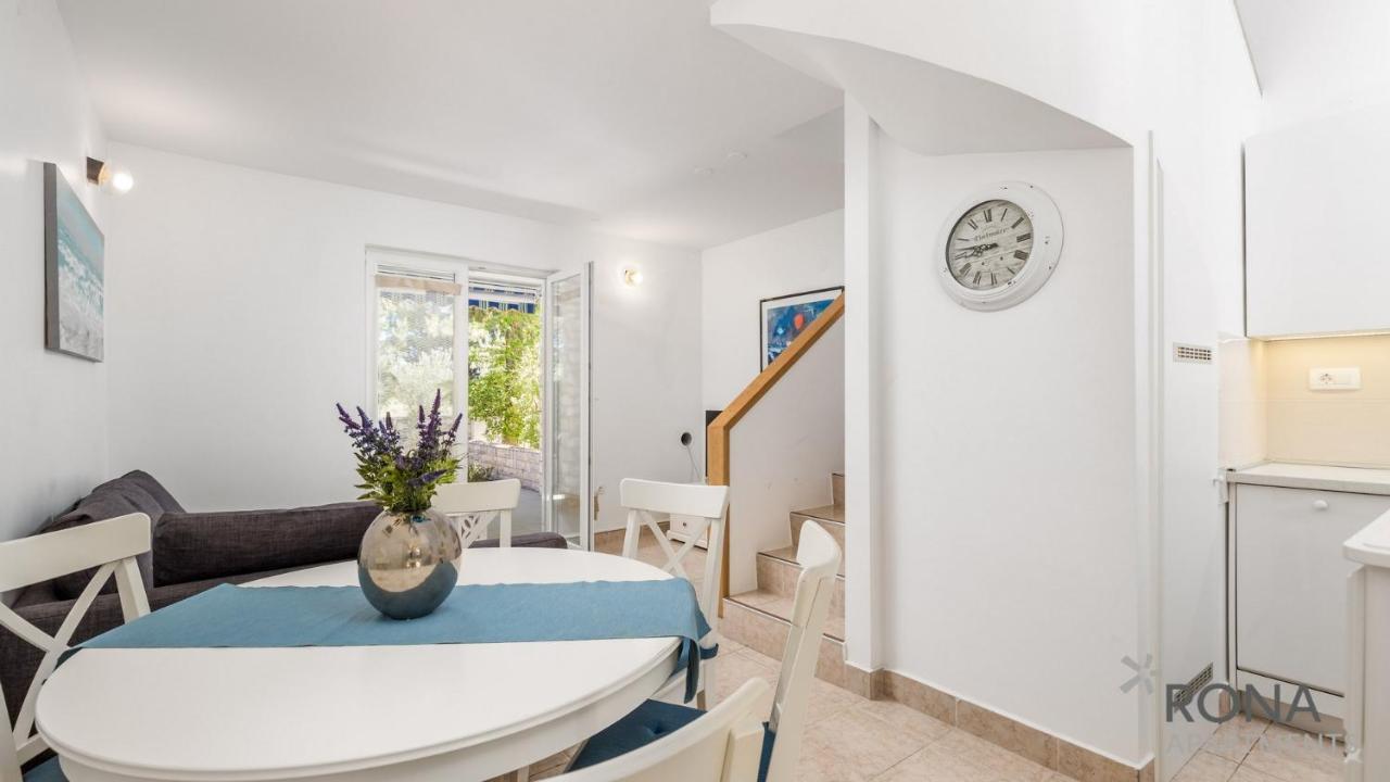 Rona Apartment Flower 1 And Flower 2 Novalja Exterior foto