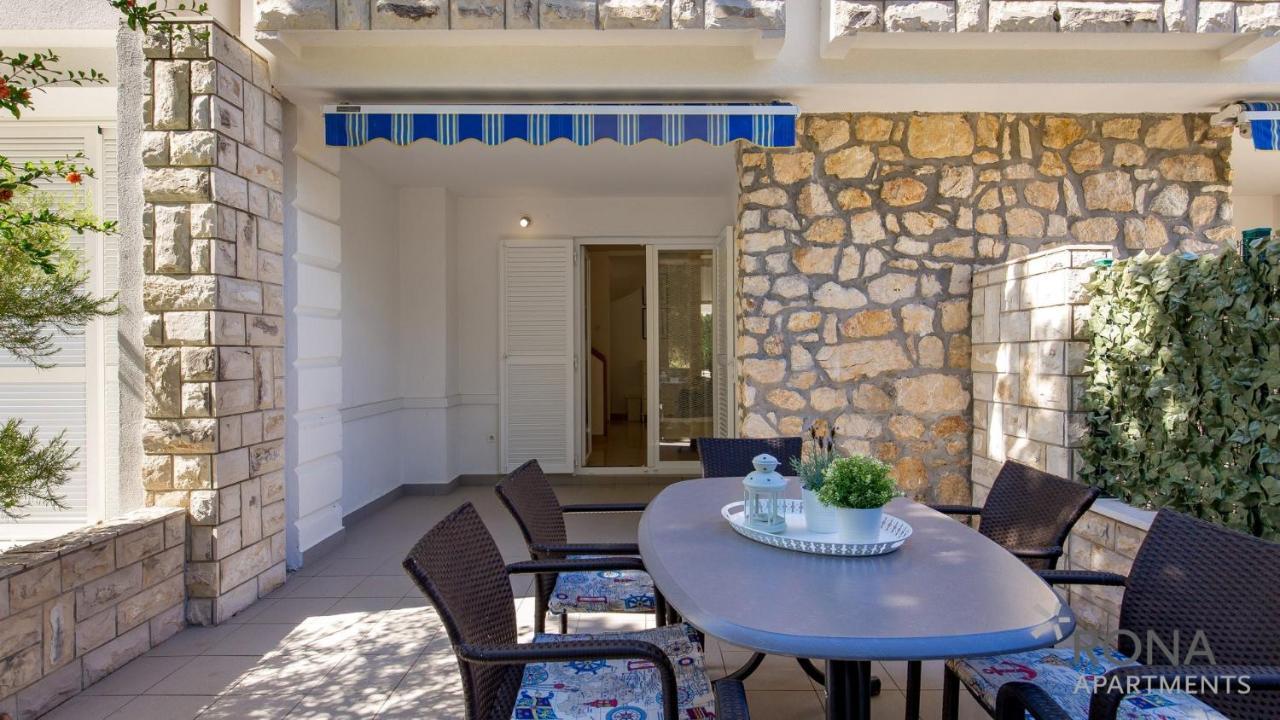 Rona Apartment Flower 1 And Flower 2 Novalja Exterior foto