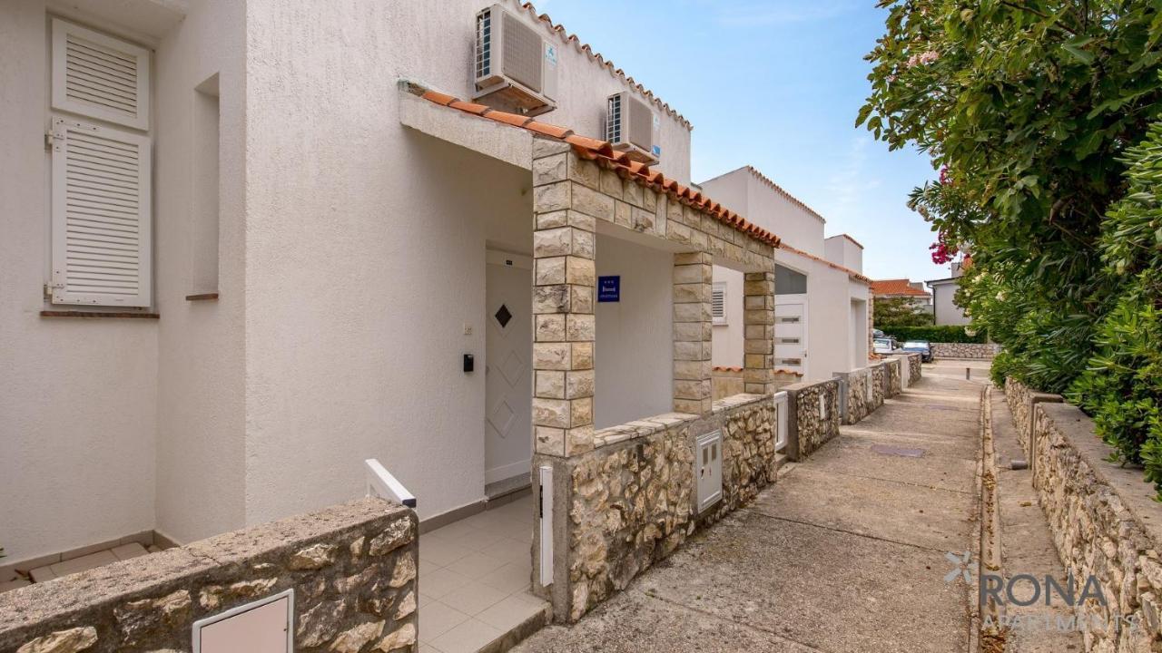 Rona Apartment Flower 1 And Flower 2 Novalja Exterior foto